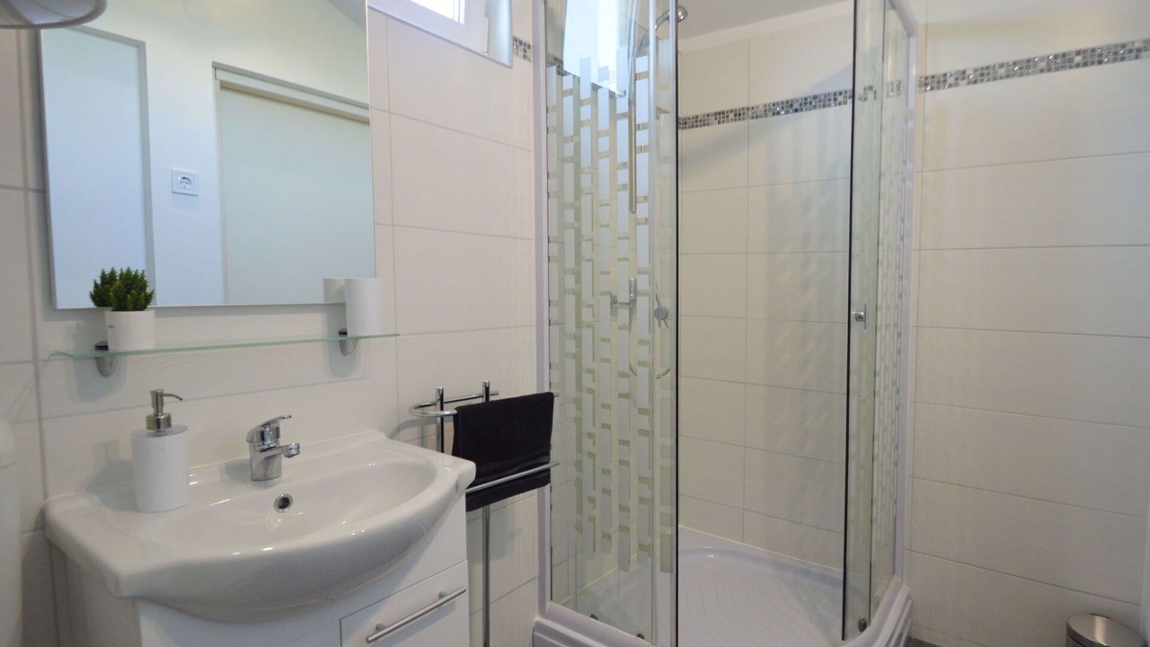 Photo of Bathroom in Pomer