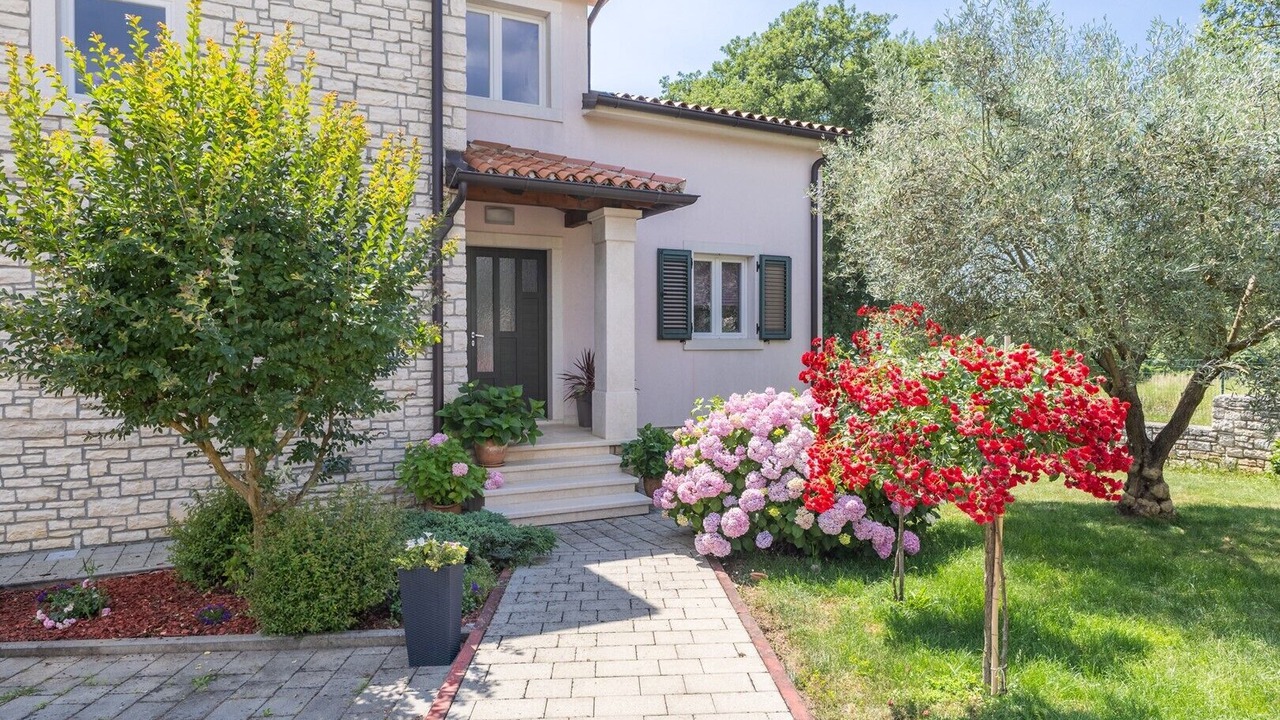 Photo of Outdoor in Jakovici