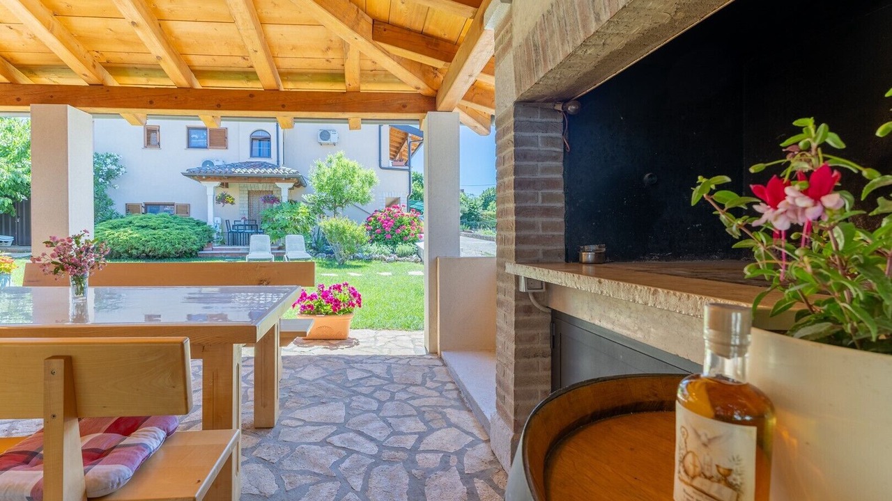 Photo of Outdoor in Strpacici