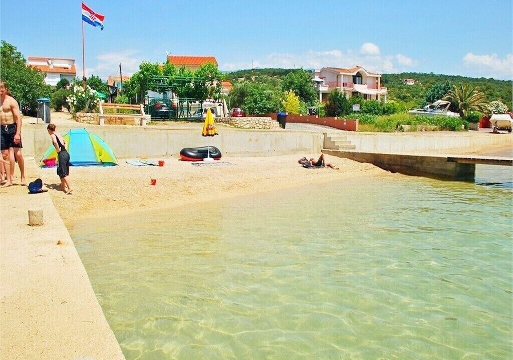 Photo of Others in Barbat na Rabu