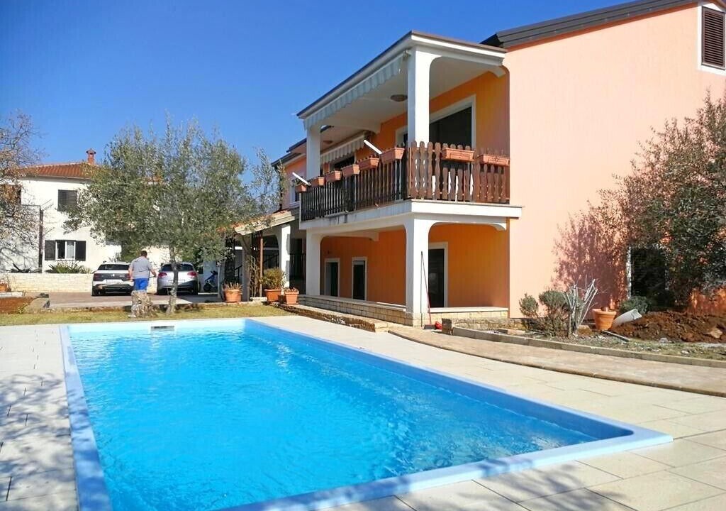 Photo of Outdoor in Krizine
