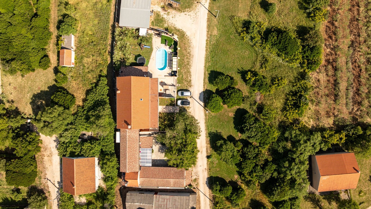 Photo of Outdoor in Nadin