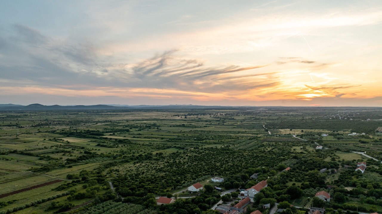 Photo of Outdoor in Nadin
