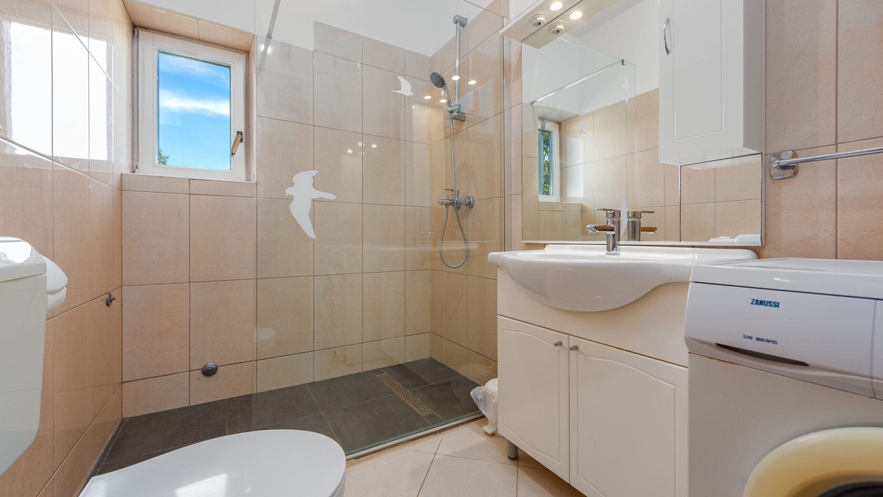 Photo of Bathroom in Nadin