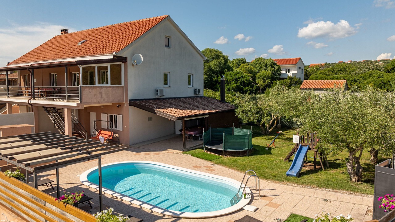 Photo of Outdoor in Nadin