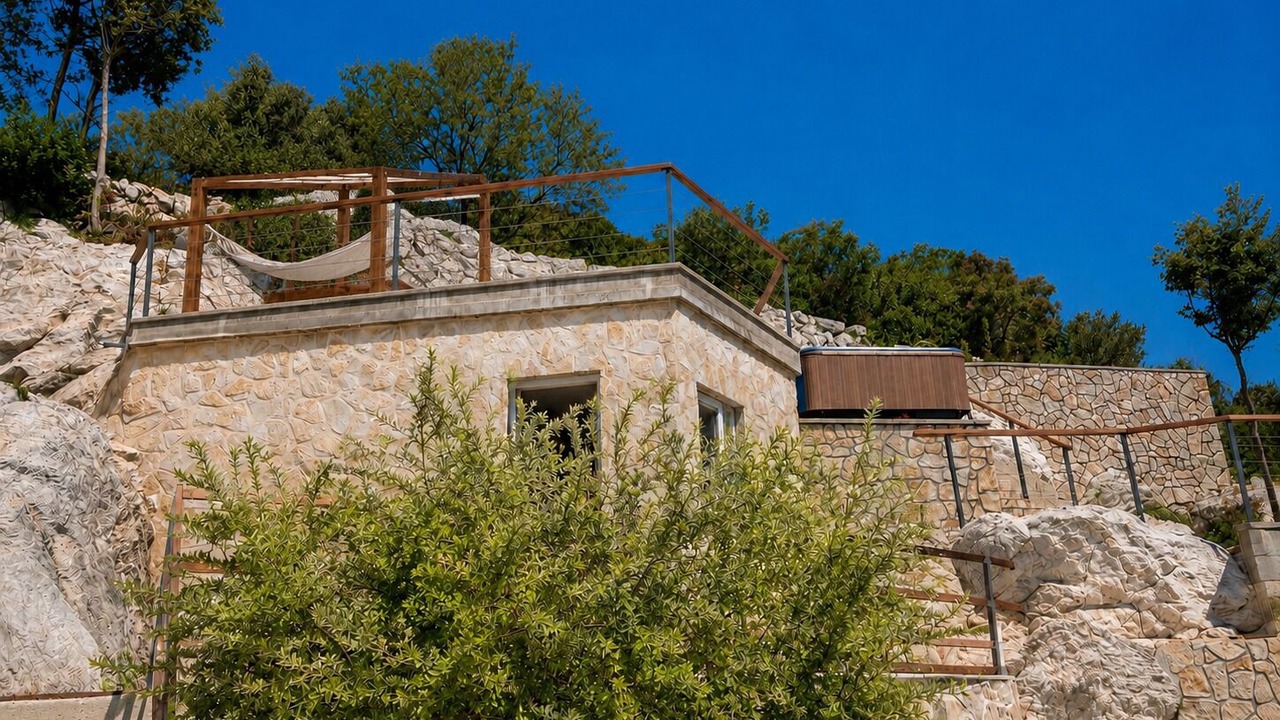 Photo of Outdoor in Popovici