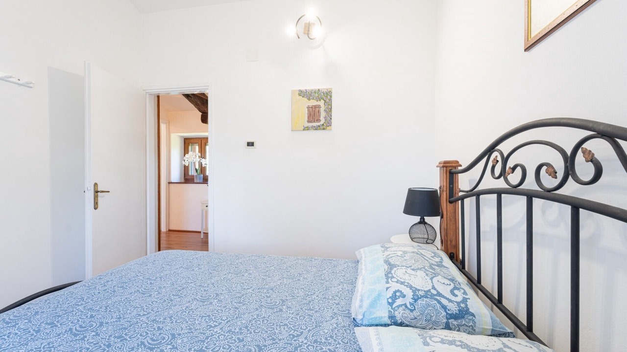 Photo of Bedroom in Rasa