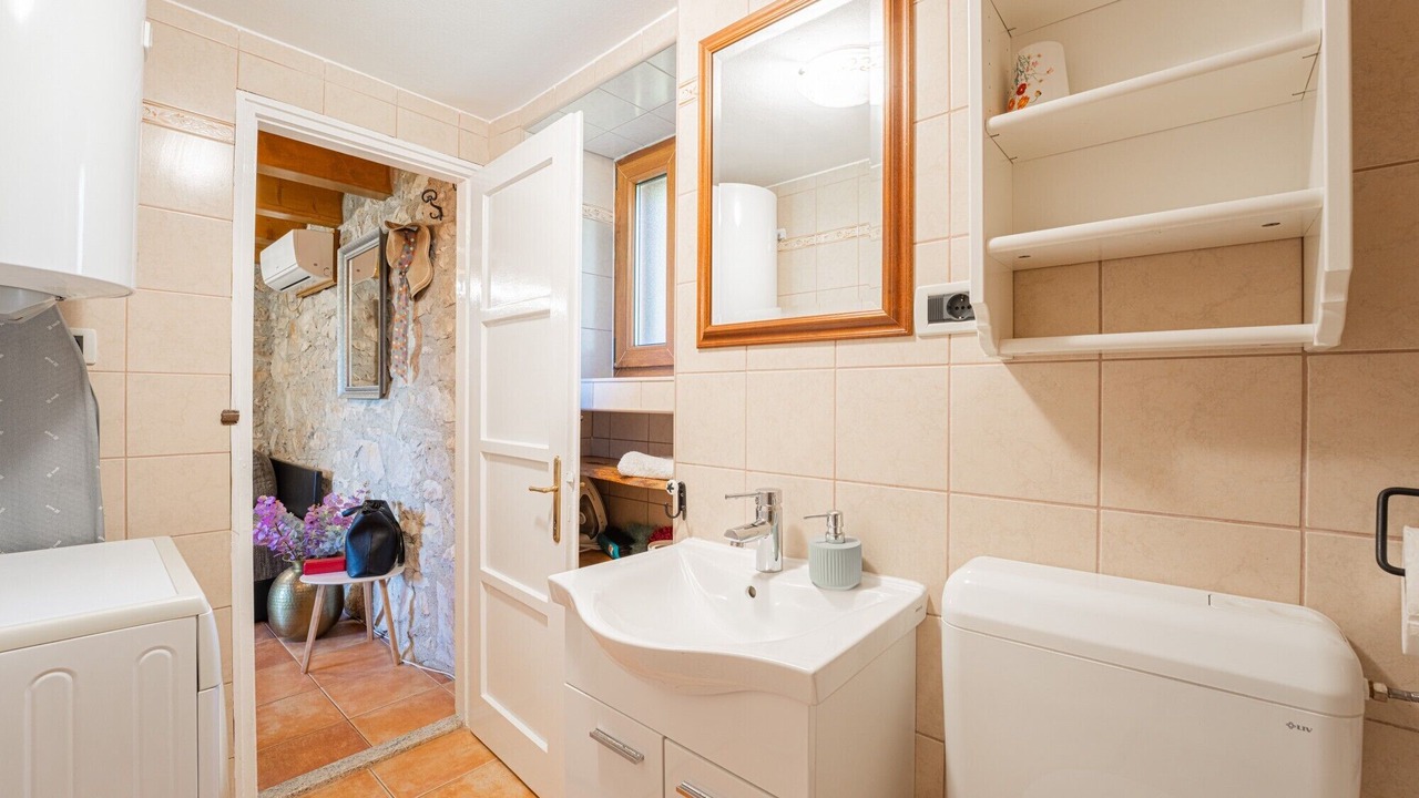 Photo of Bathroom in Rasa
