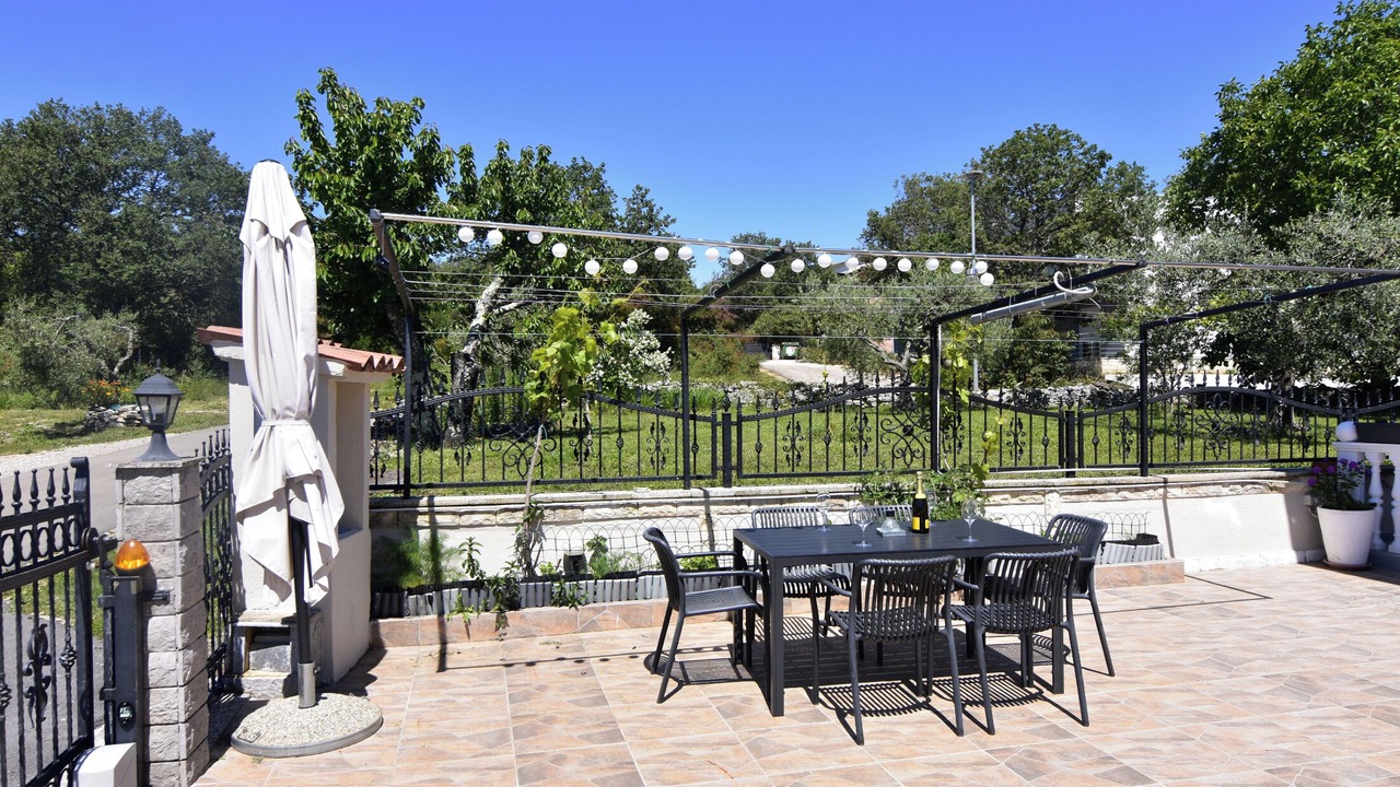 Photo of Outdoor in Valica