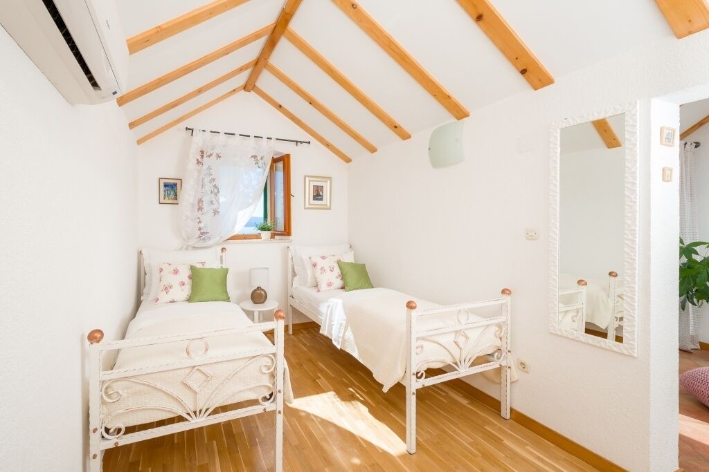 Photo of Bedroom in Bol