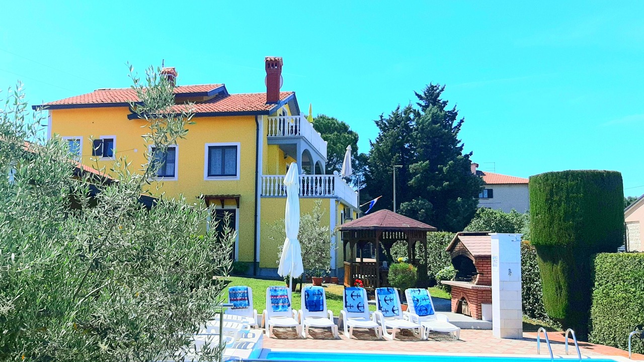 Photo of Outdoor in Kastel