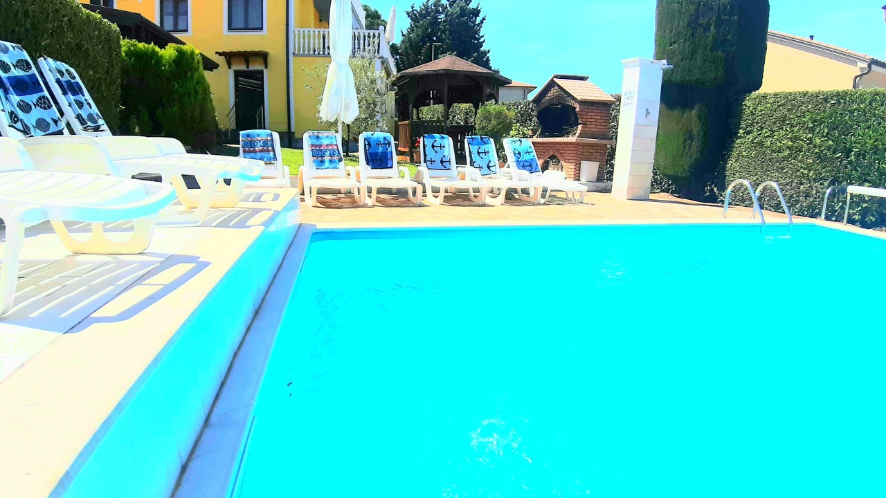 Photo of Outdoor in Kastel