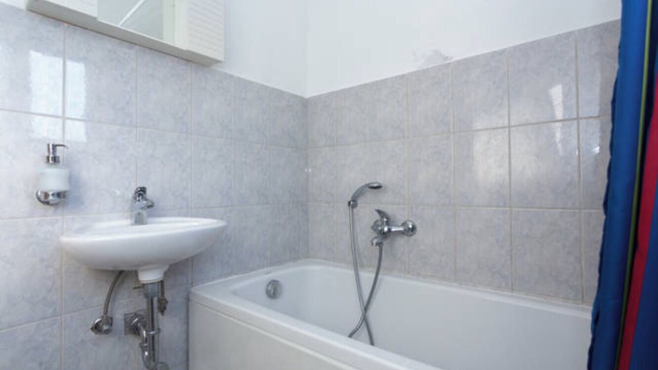 Photo of Bathroom in Komaji