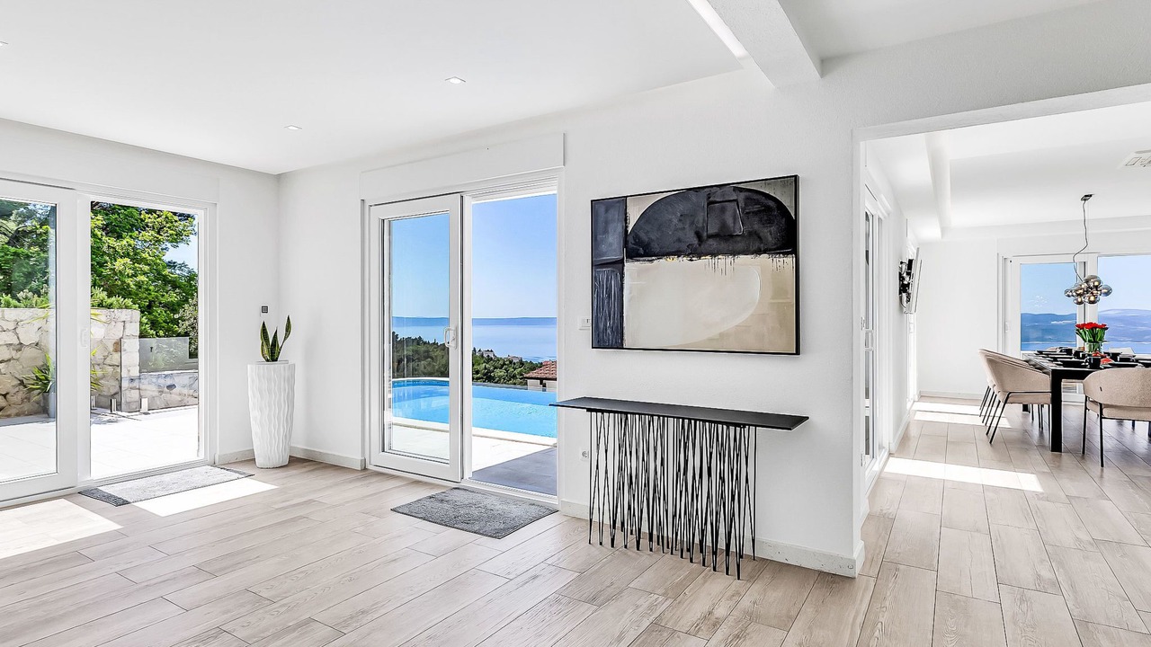 Photo of Livingroom in Bast