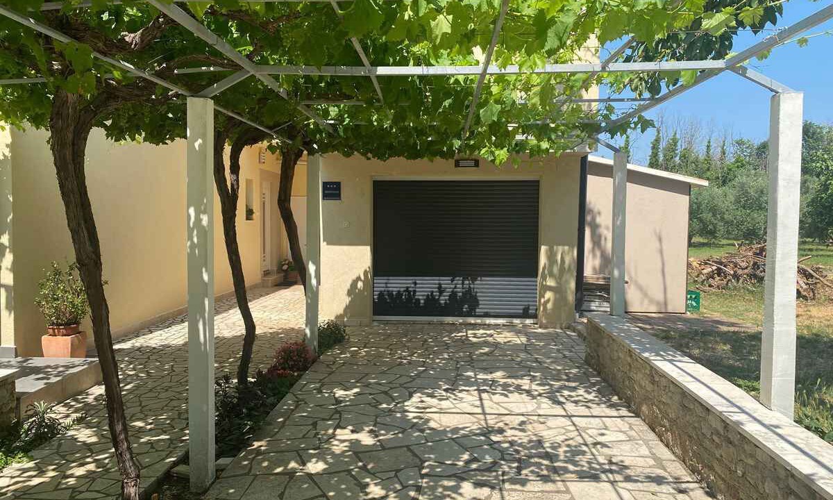 Photo of Outdoor in Valbandon