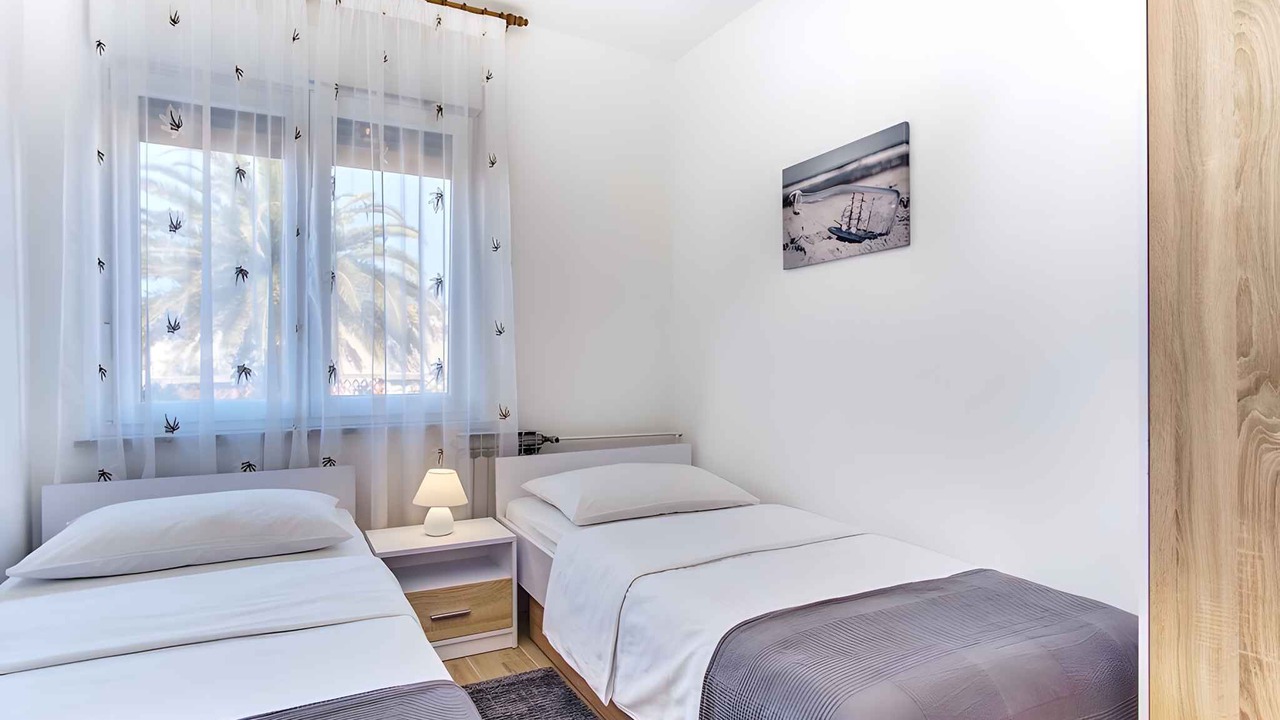 Photo of Bedroom in Cove Murtar