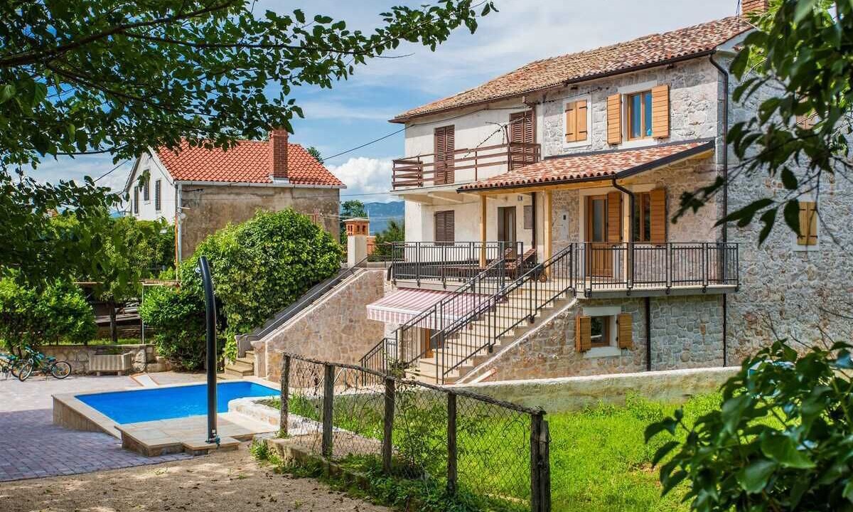 Photo of Outdoor in Klimno