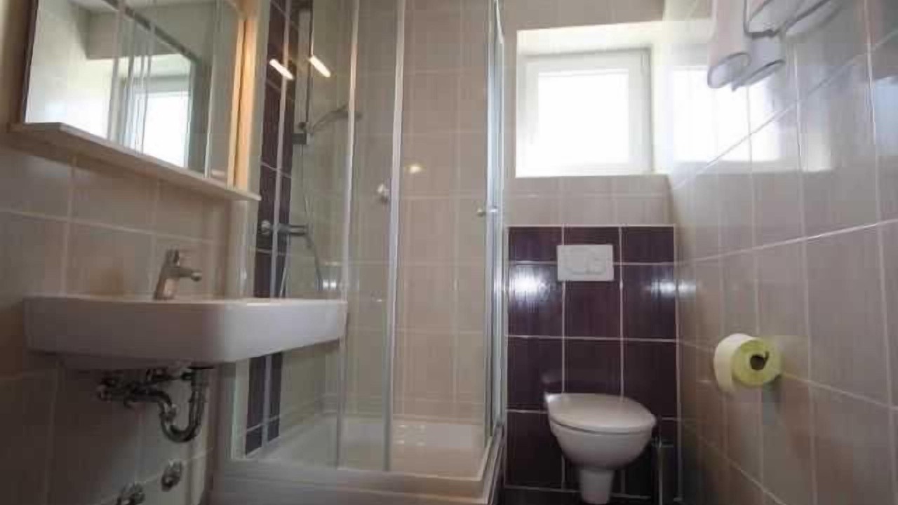 Photo of Bathroom in Silo