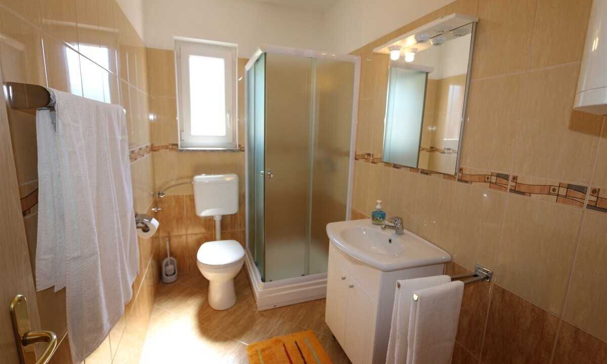 Photo of Bathroom in Silo