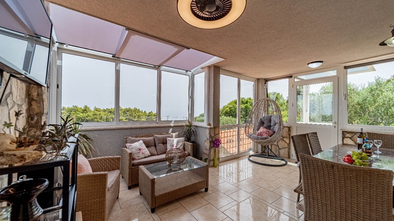 Photo of Livingroom in Blato