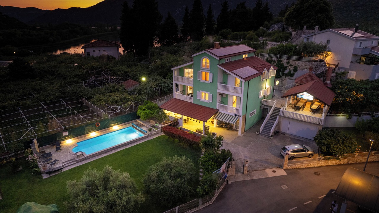 Photo of Outdoor in Peracko Blato