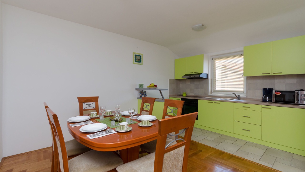 Photo of Kitchen in Malinska-Dubasnica