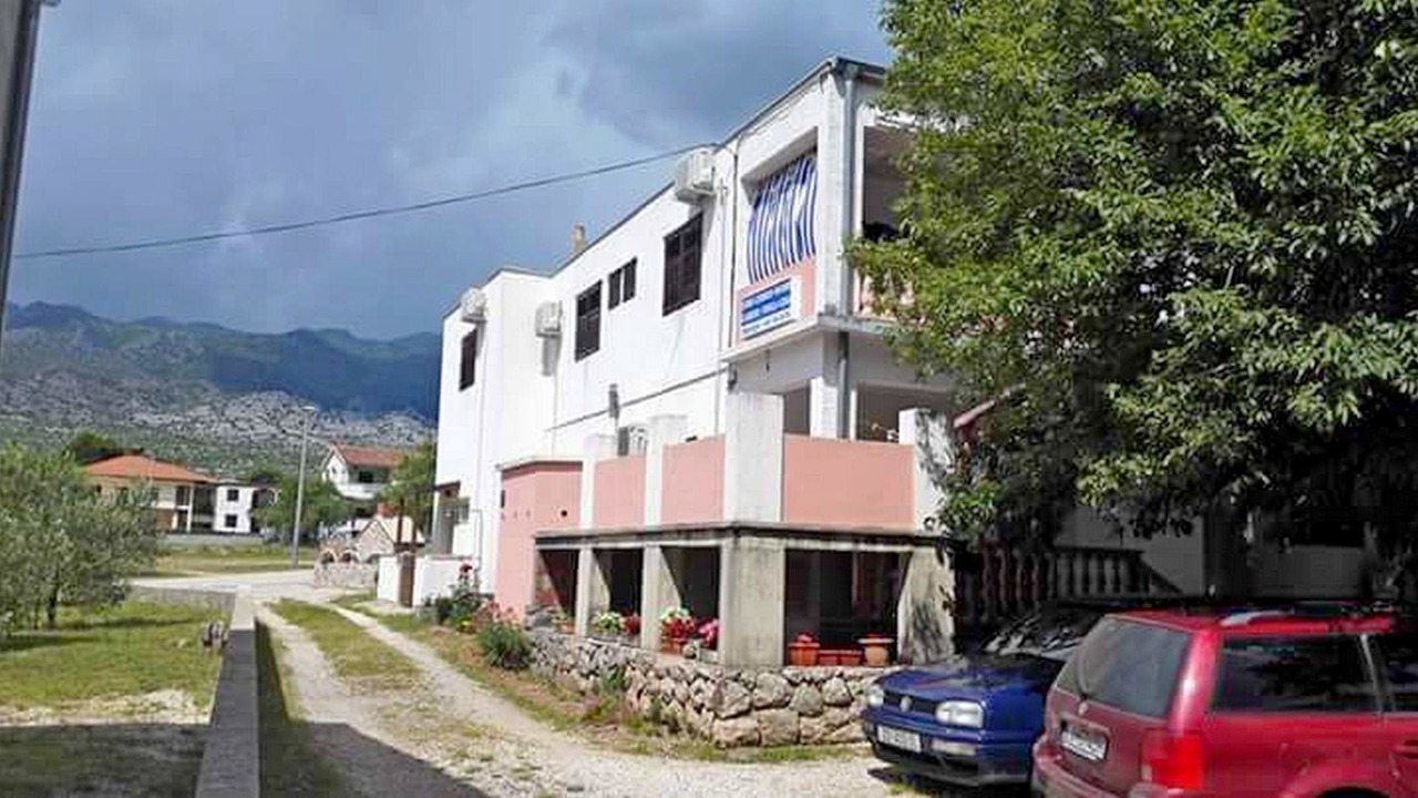 Photo of Outdoor in Seline