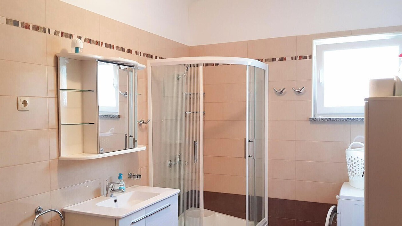 Photo of Bathroom in Opric