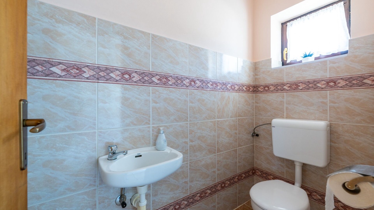 Photo of Bathroom in Sajini