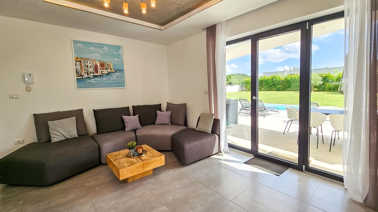 Photo of Livingroom in Prkacini