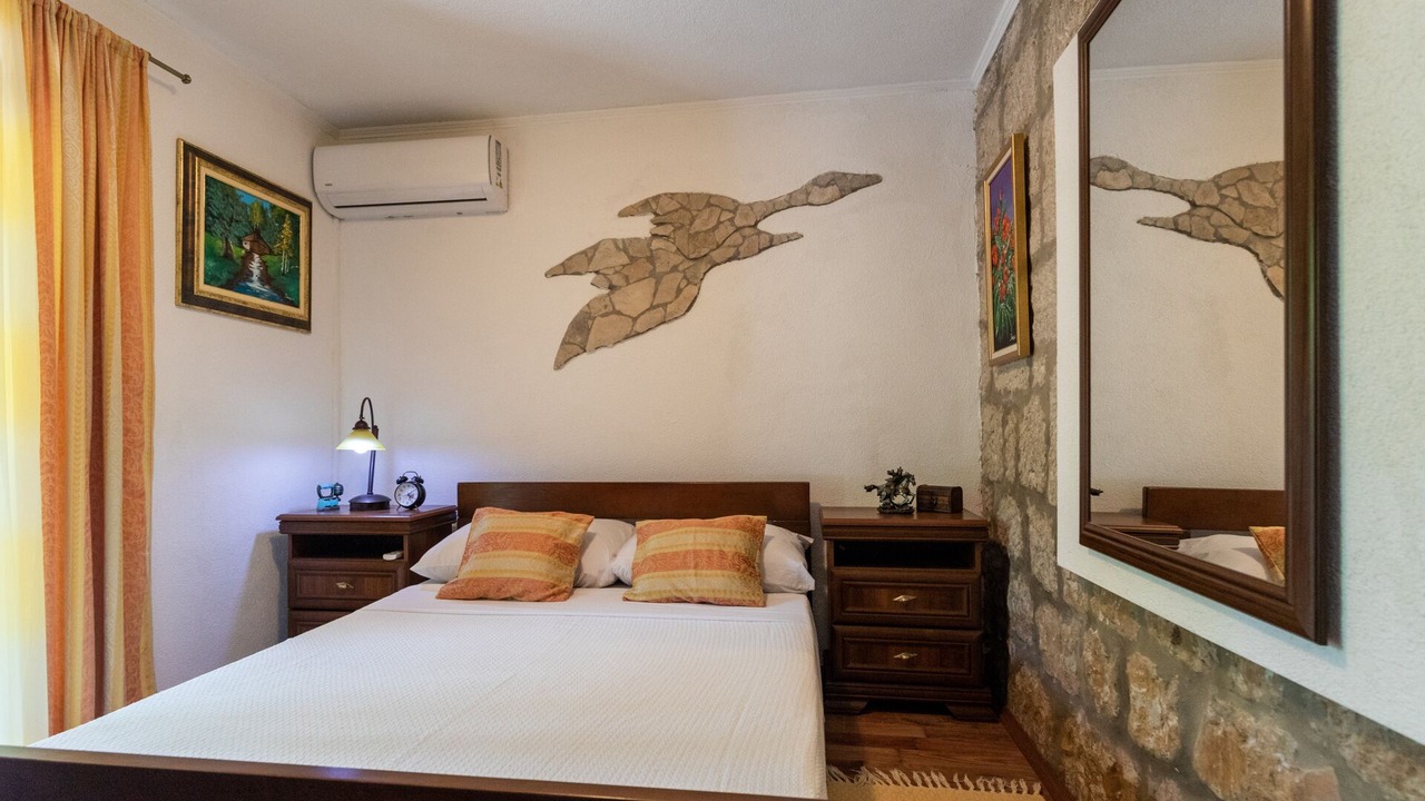 Photo of Bedroom in Ploce