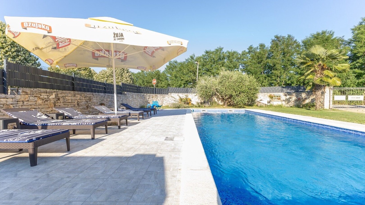 Photo of Outdoor in Vrvari