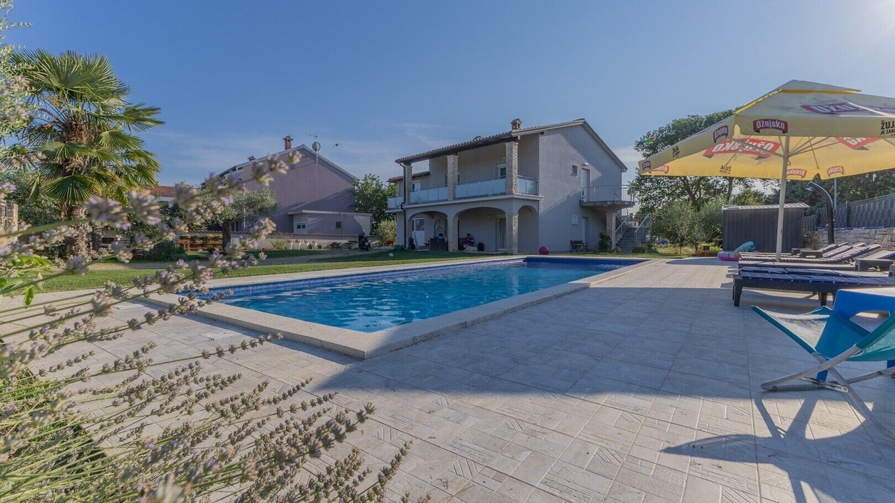 Photo of Outdoor in Vrvari