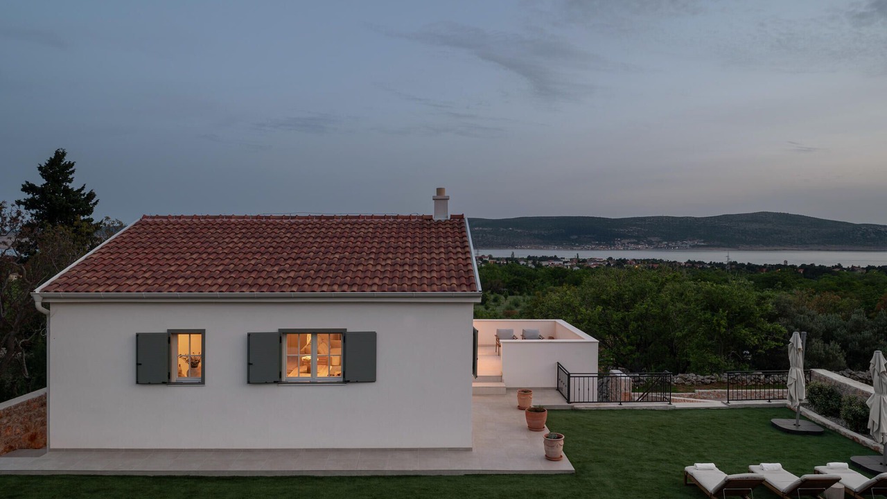 Photo of Outdoor in Seline