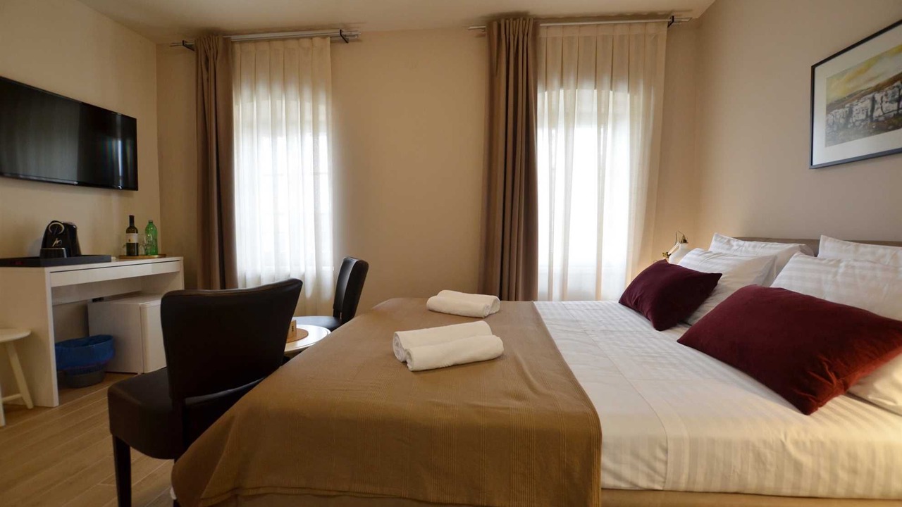 Photo of Bedroom in Golas