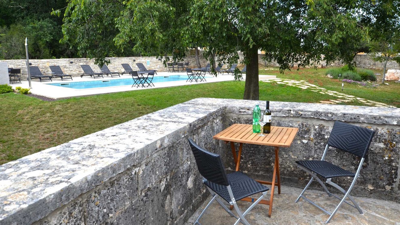 Photo of Outdoor in Golas