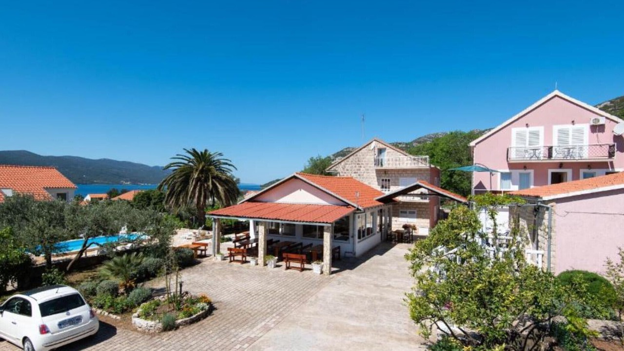 Photo of Outdoor in Cove Tri Zala (Zrnovo)