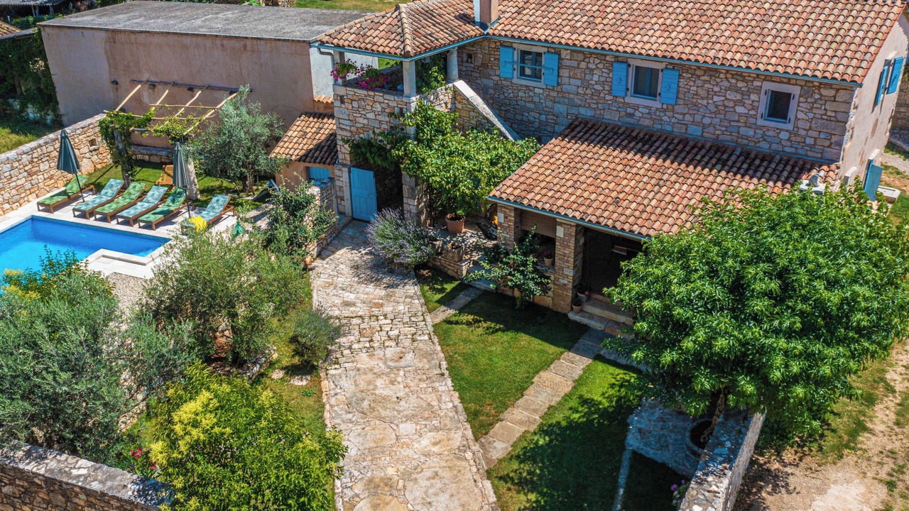 Photo of Others in Grandici