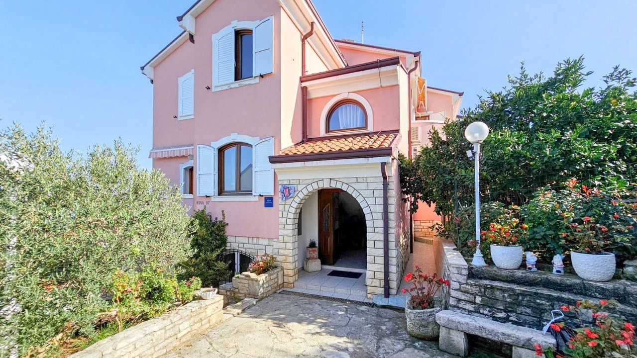 Photo of Others in Crveni Vrh