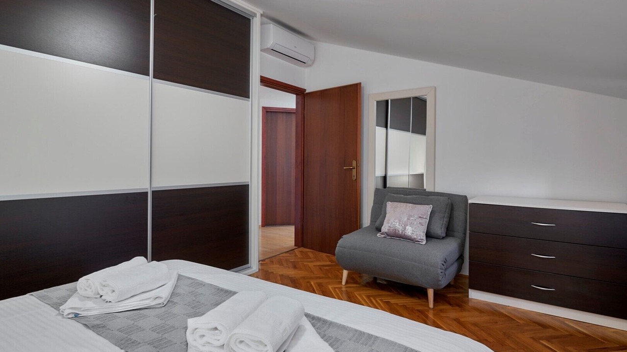 Photo of Bedroom in Heki