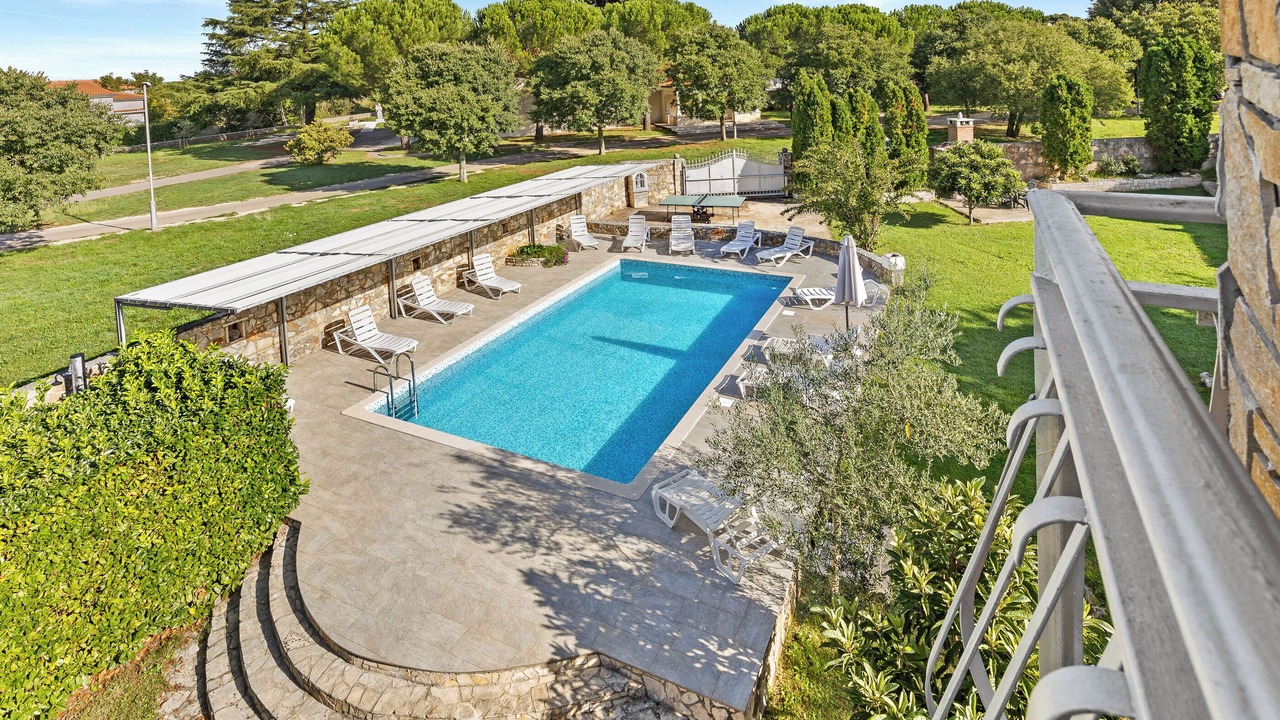 Photo of Outdoor in Matohanci