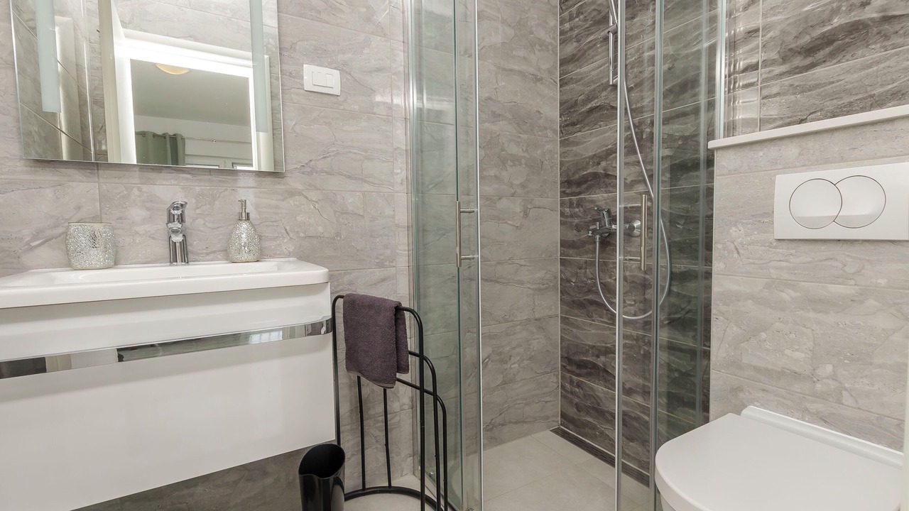 Photo of Bathroom in Srima