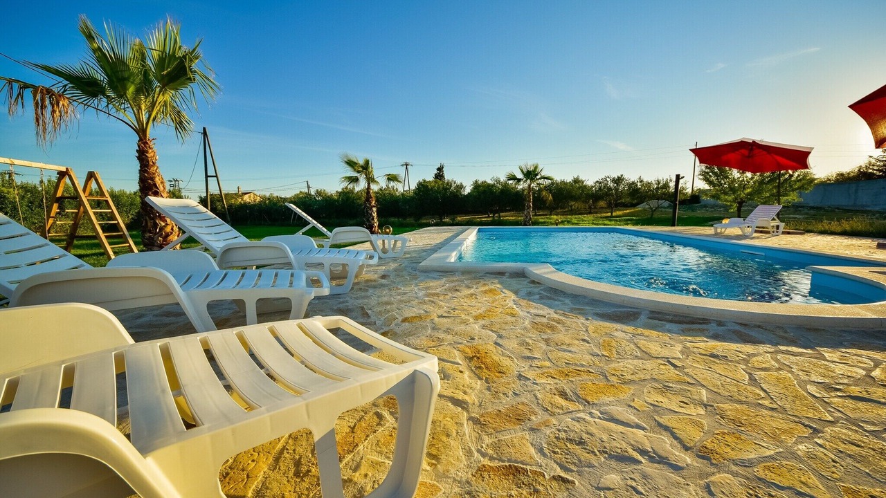 Photo of Outdoor in Tinj