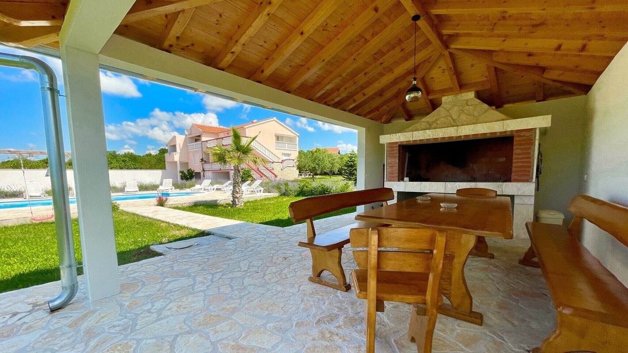 Photo of Patio Balcony in Tinj