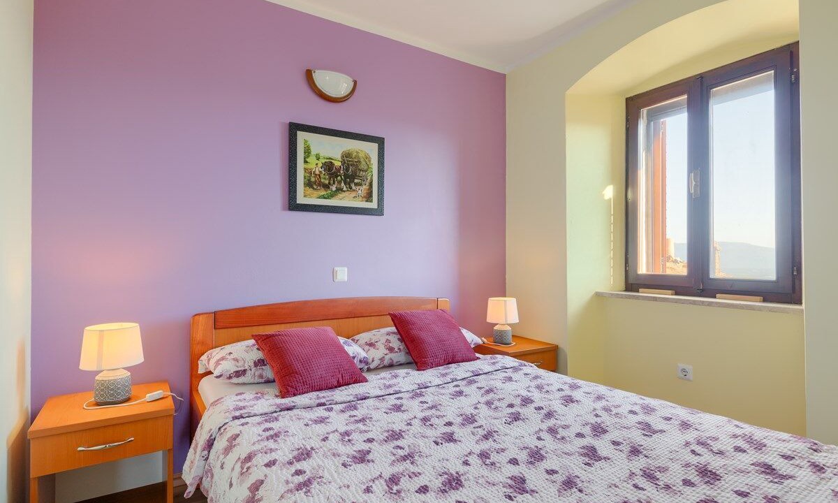 Photo of Bedroom in Pican
