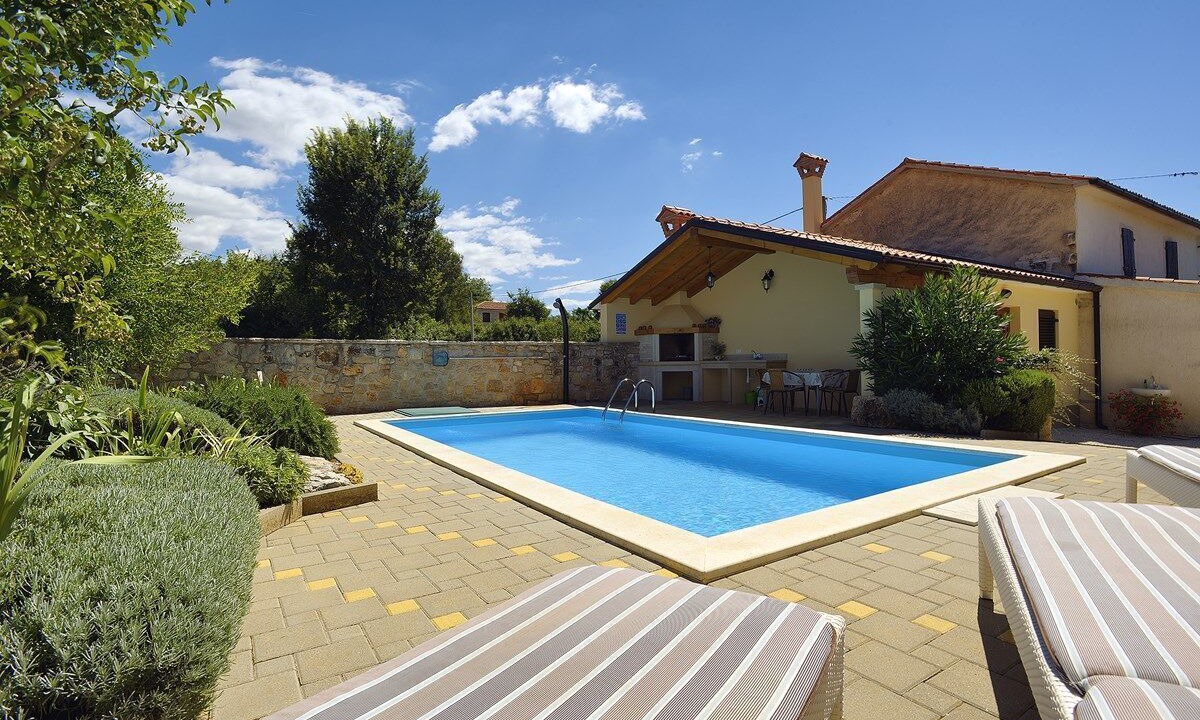 Photo of Outdoor in Cehici