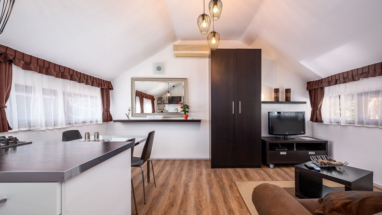 Photo of Livingroom in Katoro