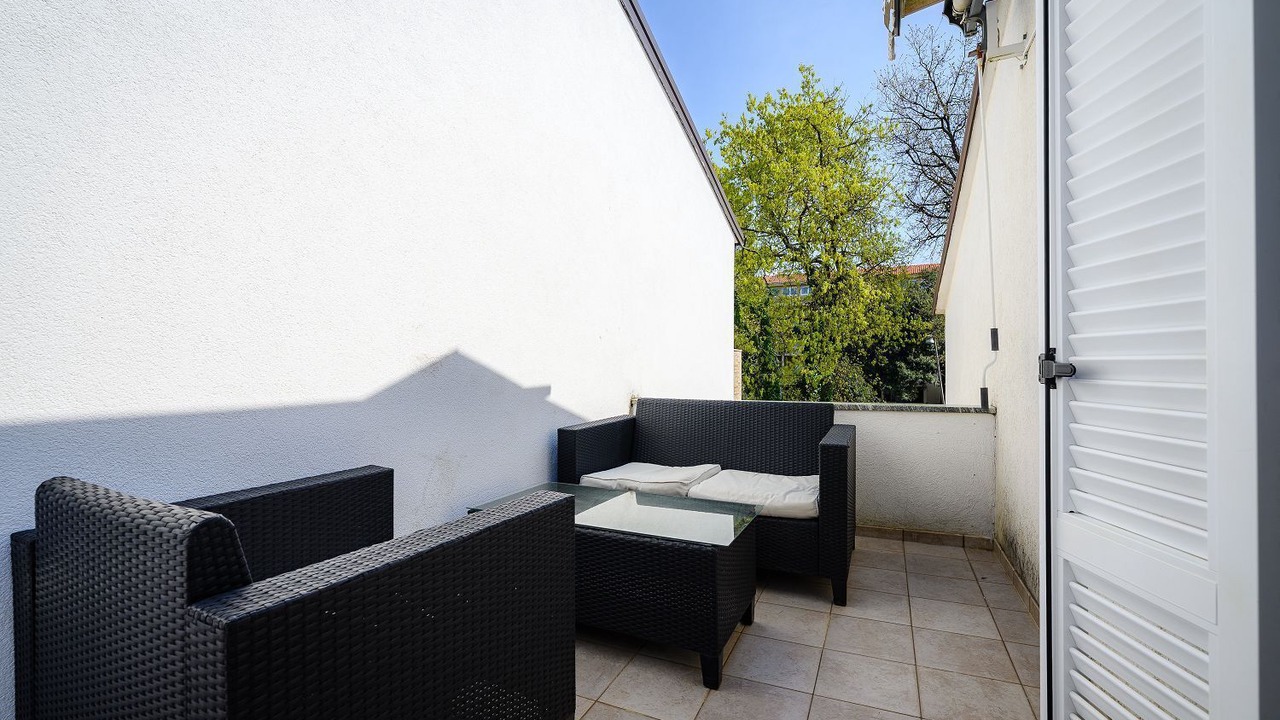 Photo of Patio Balcony in Katoro