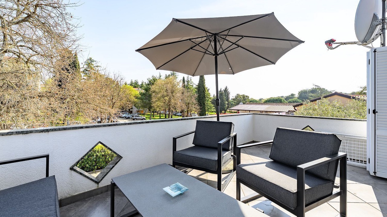 Photo of Patio Balcony in Katoro