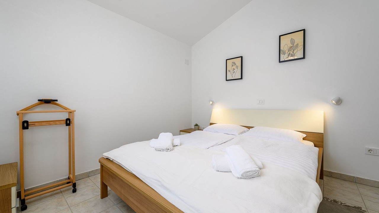Photo of Bedroom in Basanija